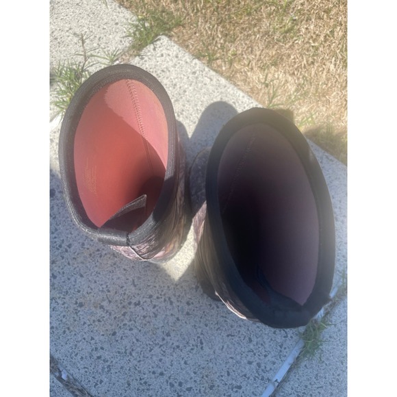 Boots - Picture 5 of 5